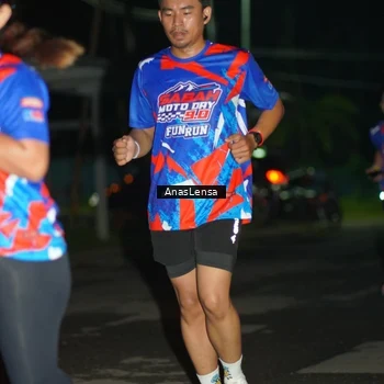 Runner Photo 6039359