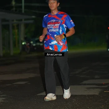 Runner Photo 6039366