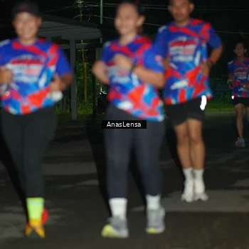 Runner Photo 6039371