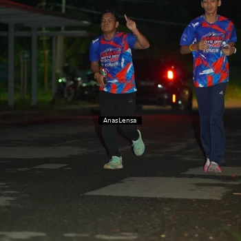 Runner Photo 6039377
