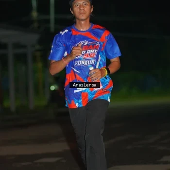 Runner Photo 6039383