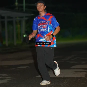 Runner Photo 6039386