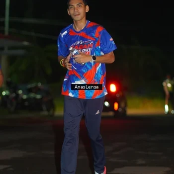 Runner Photo 6039396
