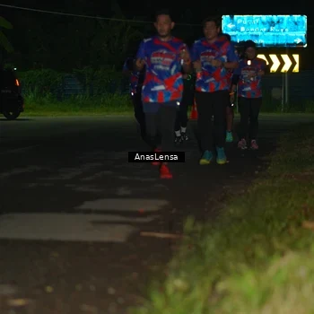 Runner Photo 6039403