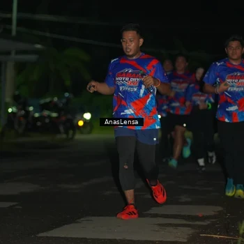 Runner Photo 6039406