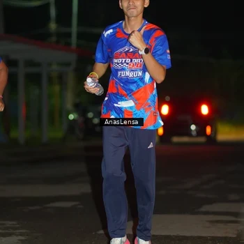 Runner Photo 6039411