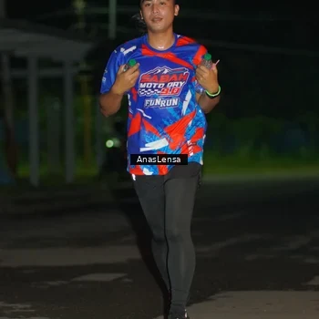 Runner Photo 6039417