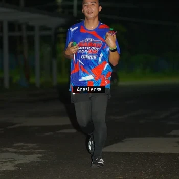 Runner Photo 6039420