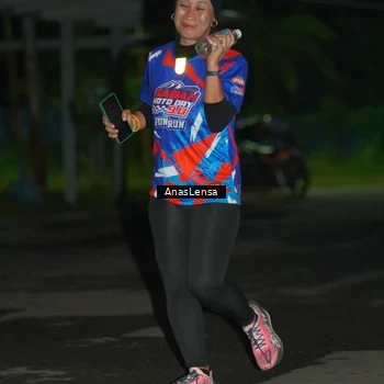 Runner Photo 6039431
