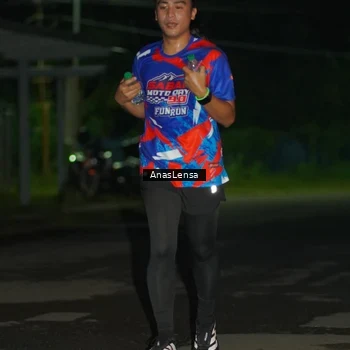 Runner Photo 6039434