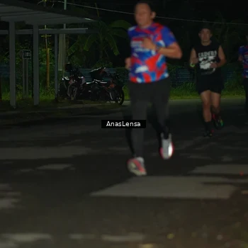 Runner Photo 6039446
