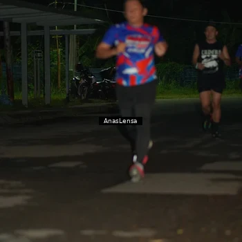 Runner Photo 6039454