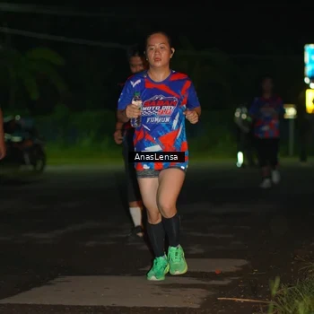 Runner Photo 6039469