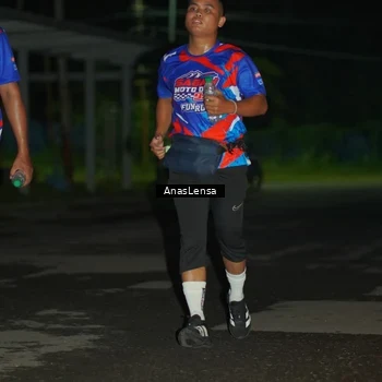 Runner Photo 6039473
