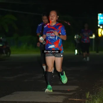 Runner Photo 6039474
