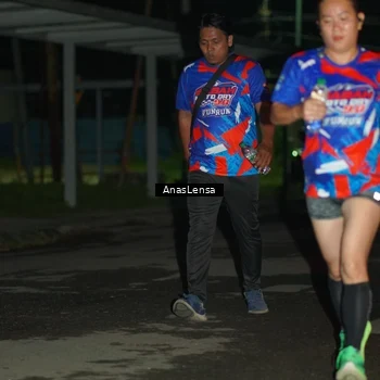 Runner Photo 6039478