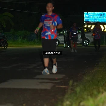 Runner Photo 6039479