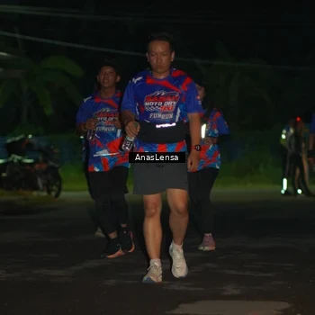Runner Photo 6039499