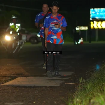 Runner Photo 6039524
