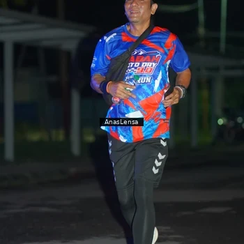 Runner Photo 6039535