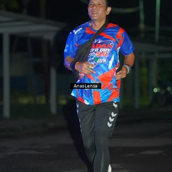 Runner Photo 6039537