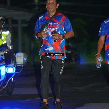 Runner Photo 6039540