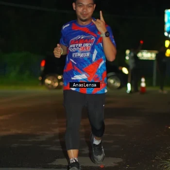 Runner Photo 6039541
