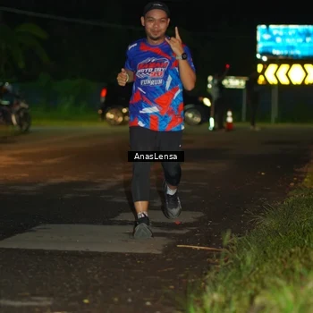 Runner Photo 6039544