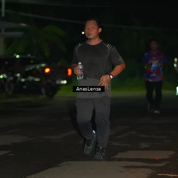 Runner Photo 6039582