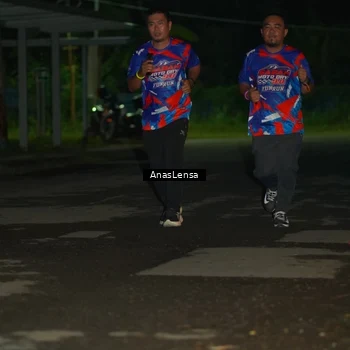 Runner Photo 6039594