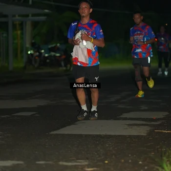 Runner Photo 6039600