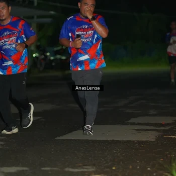 Runner Photo 6039604