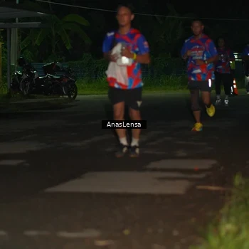 Runner Photo 6039614