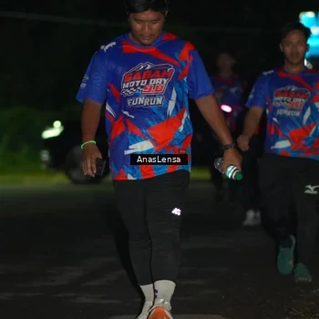 Runner Photo 6039635