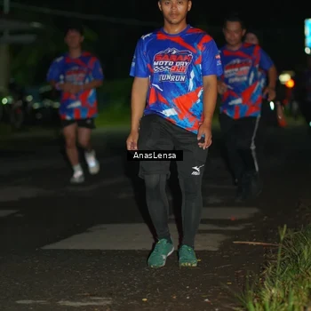 Runner Photo 6039643