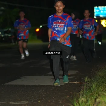 Runner Photo 6039645