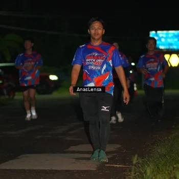 Runner Photo 6039652
