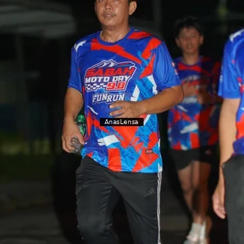 Runner Photo 6039654