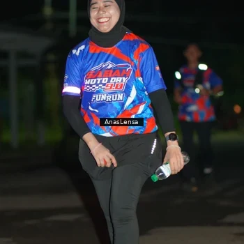 Runner Photo 6039666