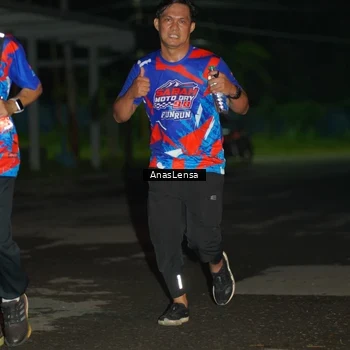 Runner Photo 6039674