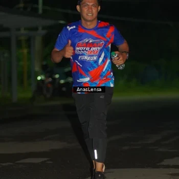 Runner Photo 6039679