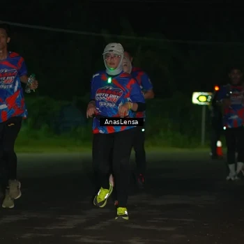 Runner Photo 6039685