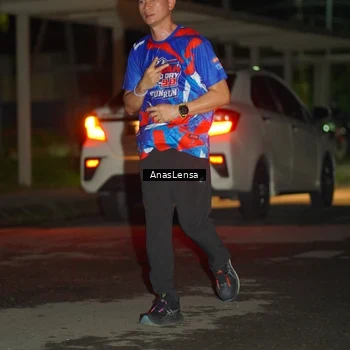 Runner Photo 6039697
