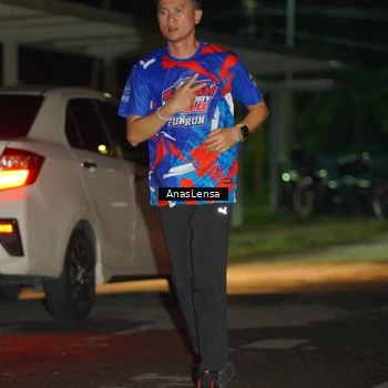 Runner Photo 6039699