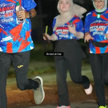 Runner Photo 6039704