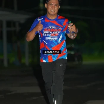 Runner Photo 6039711