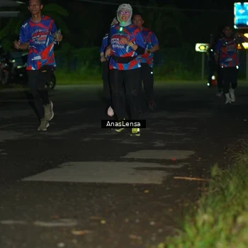 Runner Photo 6039718