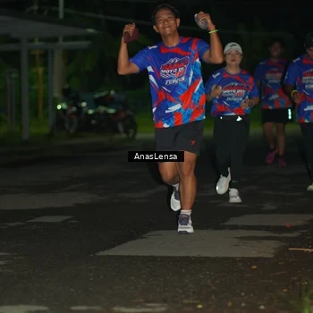 Runner Photo 6039723