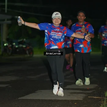 Runner Photo 6039733