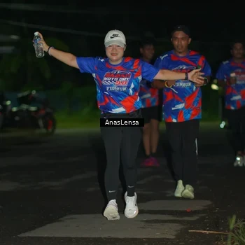 Runner Photo 6039741